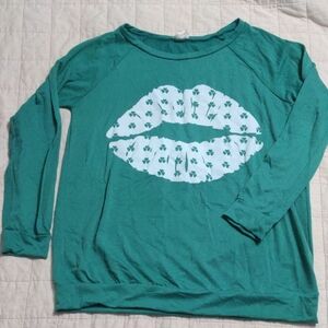 Bibi St Patrick's Day Clover Lip Print  Sweatshirt Size Small